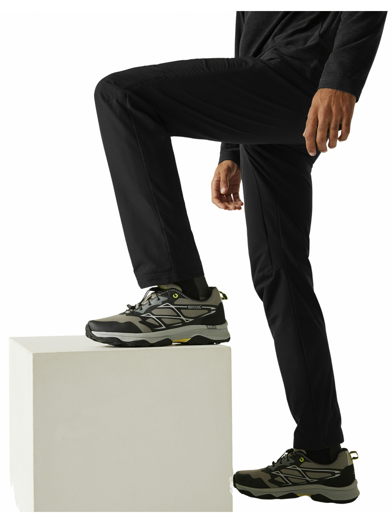 Повседневные штаны Regatta Hightonwtrtrs модель RMJ352-800 Повседневные штаны Regatta Hightonwtrtrs модель RMJ352-800 Фото