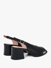 Босоніжки Estro модель 22-1606-101 Фото