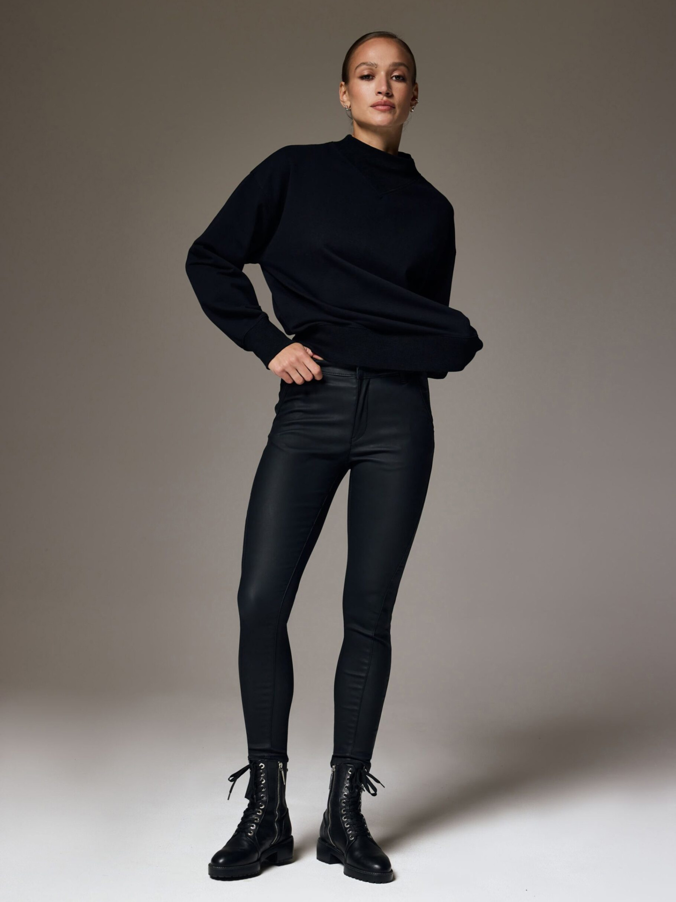 Світшот DIVERSE Blb модель 10048285 Фото