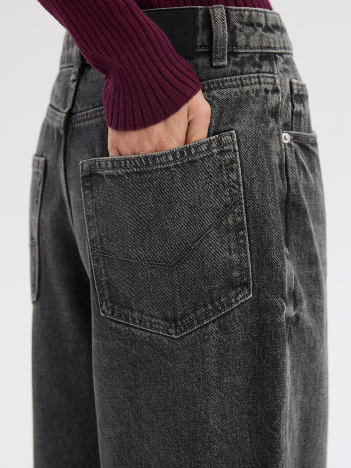 Широкие джинсы DIVERSE Rawie 256 модель 10048255 Фото