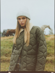 Зимняя куртка DIVERSE Cltn Gutta модель 10048173 Фото