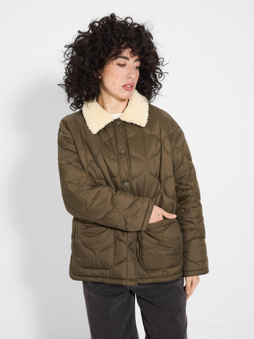 Зимняя куртка DIVERSE Cltn Gutta модель 10048173 Фото