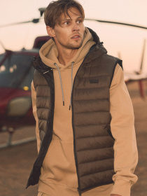 Утепленный жилет DIVERSE Dkr Higen 256 модель 10048165 Фото