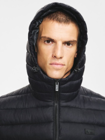 Жилет стеганый мужской DKR HIGEN 256 черный модель 10048165 Фото