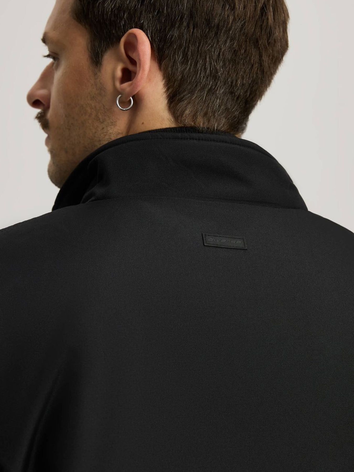 Пальто DIVERSE Blackdizzy модель 10047967 Фото