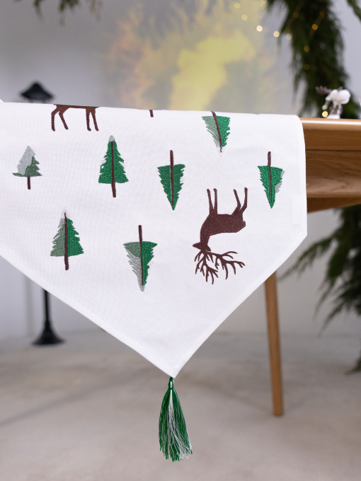 Новорічна доріжка з китичками "Ялинковий ліс" Едельвіка модель 549-25-09 Фото