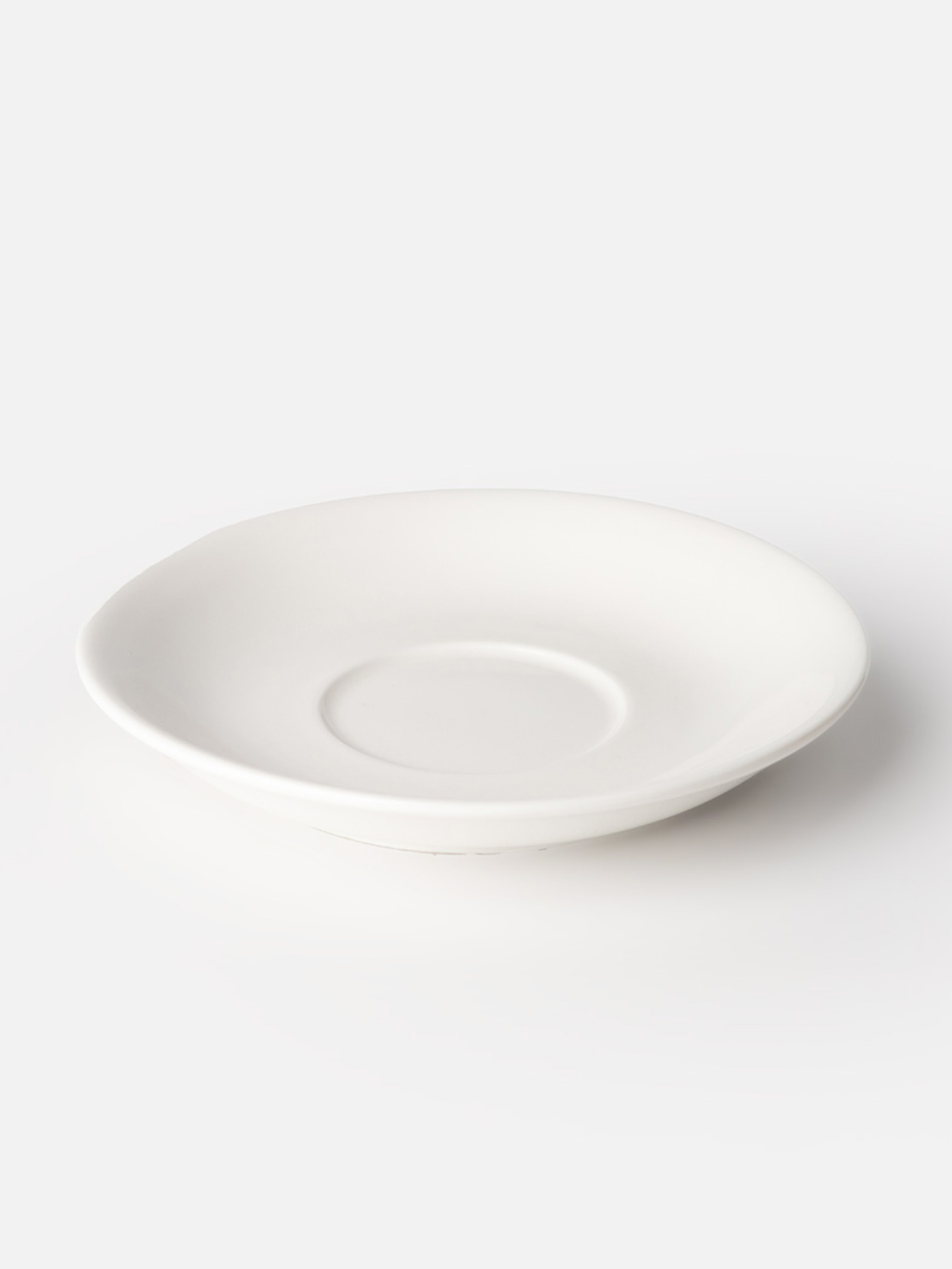 Блюдце "Жемчужина" фарфоровое белое MBM HOME модель KP-141 WHITE Фото