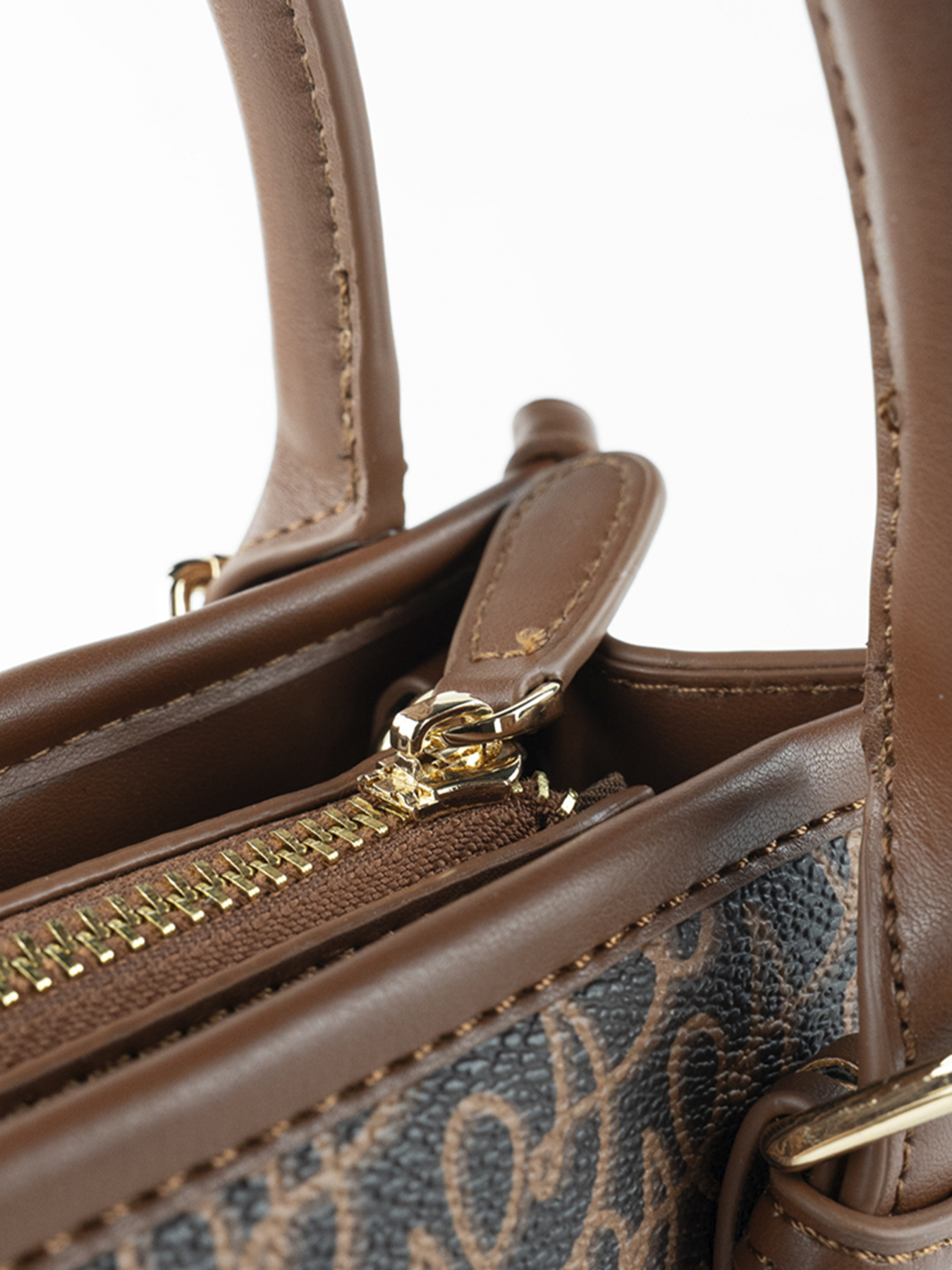 Сумки Christian Lacroix модель LPBA00057P Фото