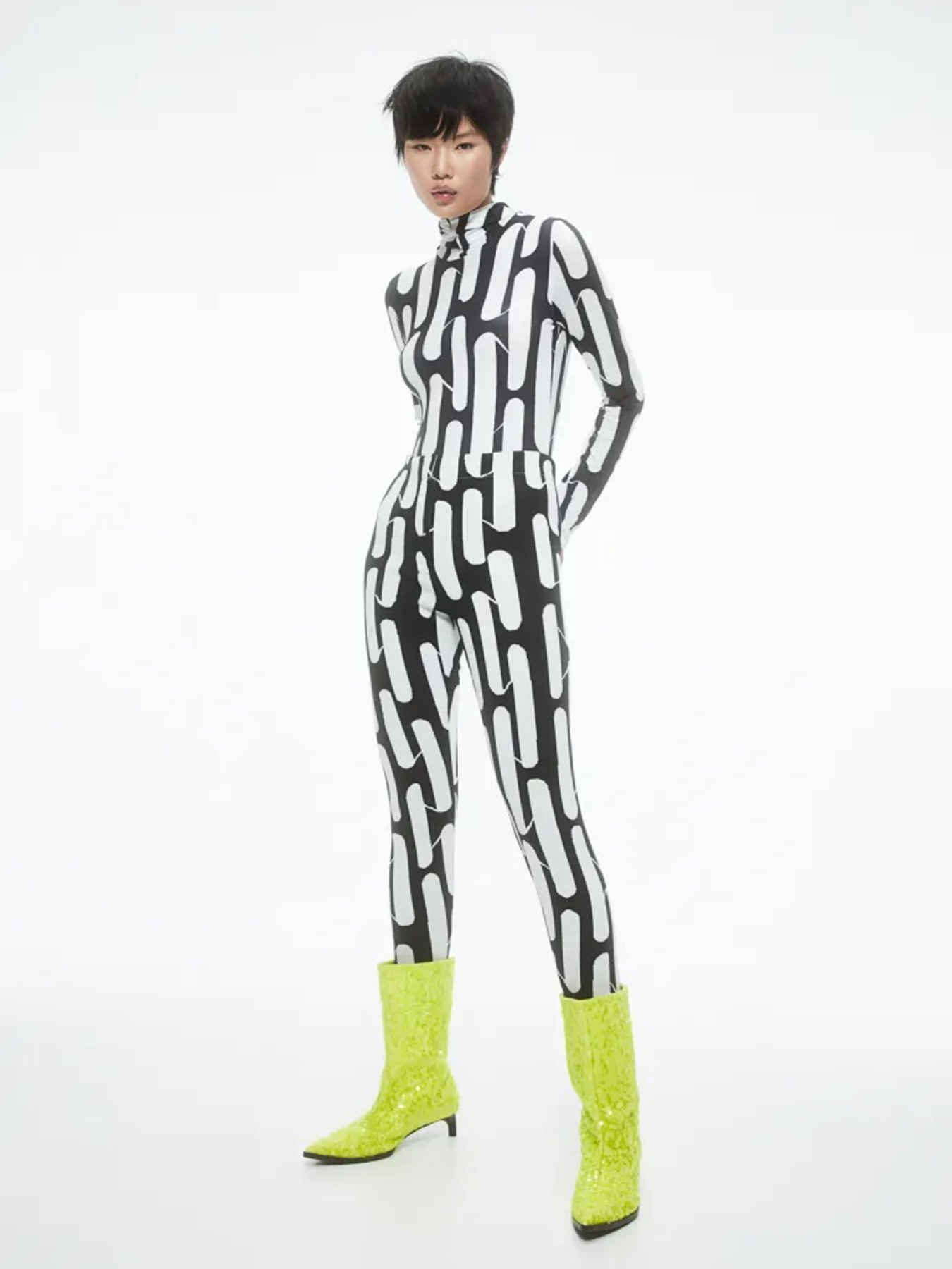 Леггинсы H&M модель 1104773arl_Черно-белый Фото