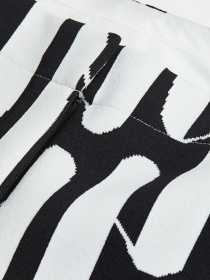 Леггинсы H&M модель 1104773arl_Черно-белый Фото