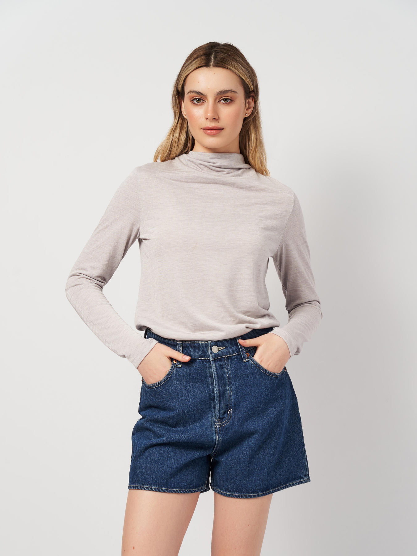 Водолазка H&M модель 5221478arl_Светло-серый Фото