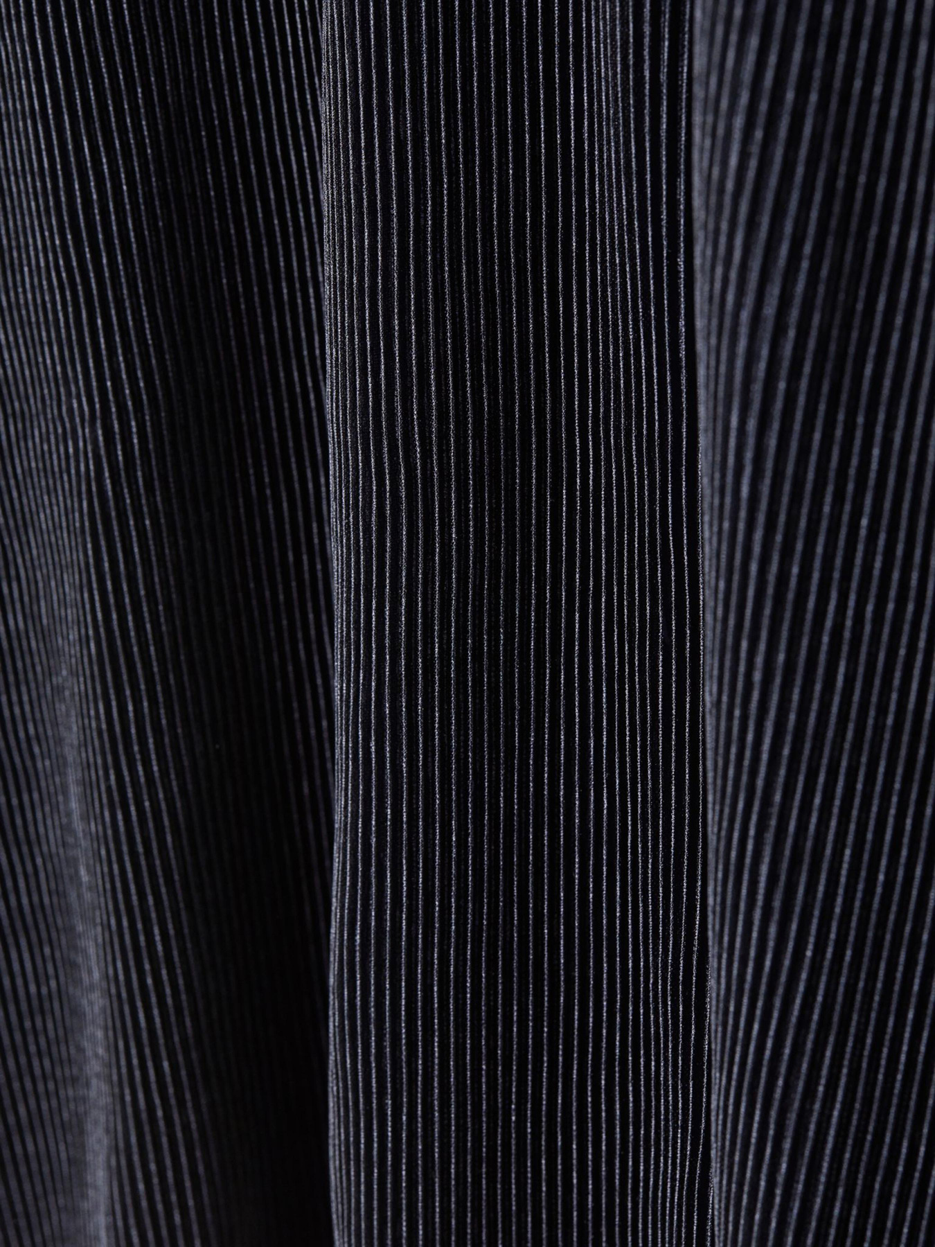 Лонгслив H&M модель 7008618dlog_Темно-синий Фото