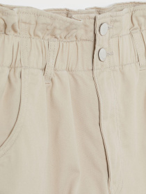 Джинсовые шорты H&M модель 8591051wer_Бежевый Фото