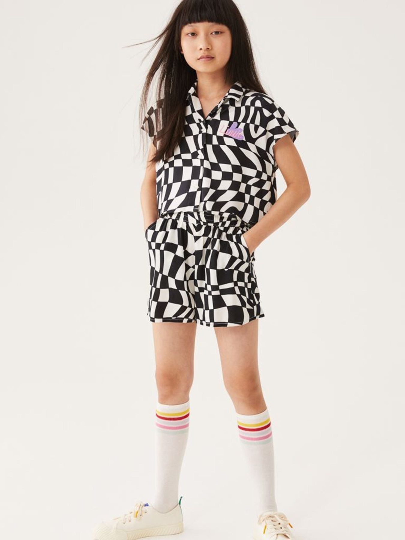 Шорты H&M модель 1044842arl_Черно-белый Фото