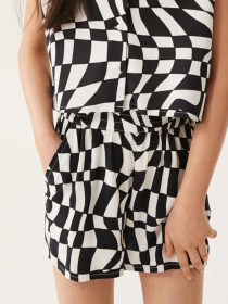 Повседневные шорты H&M модель 1044842arl_Черно-белый Фото