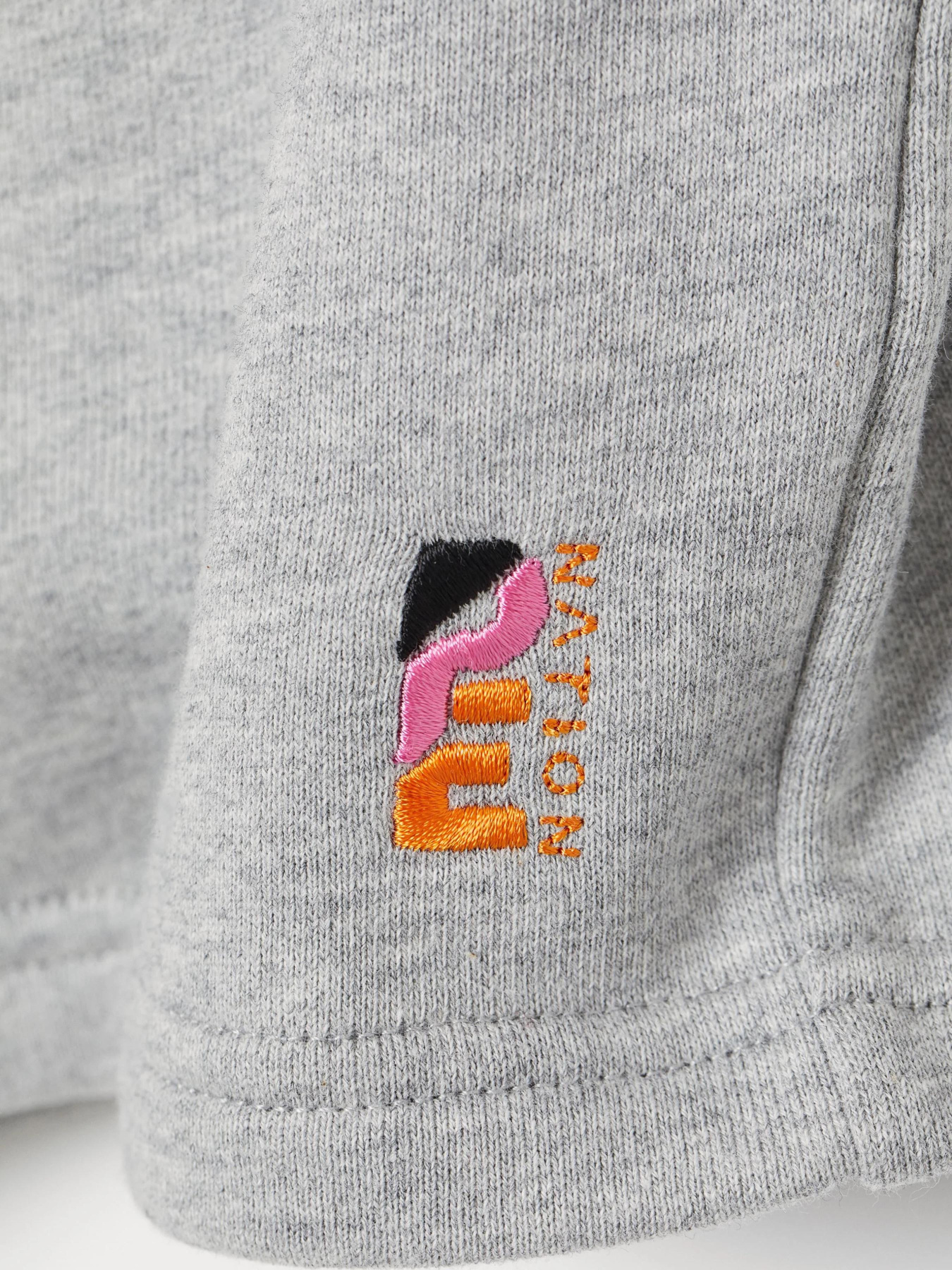 Шорти спортивні H&M модель 8317741wer_Светло-серый Фото