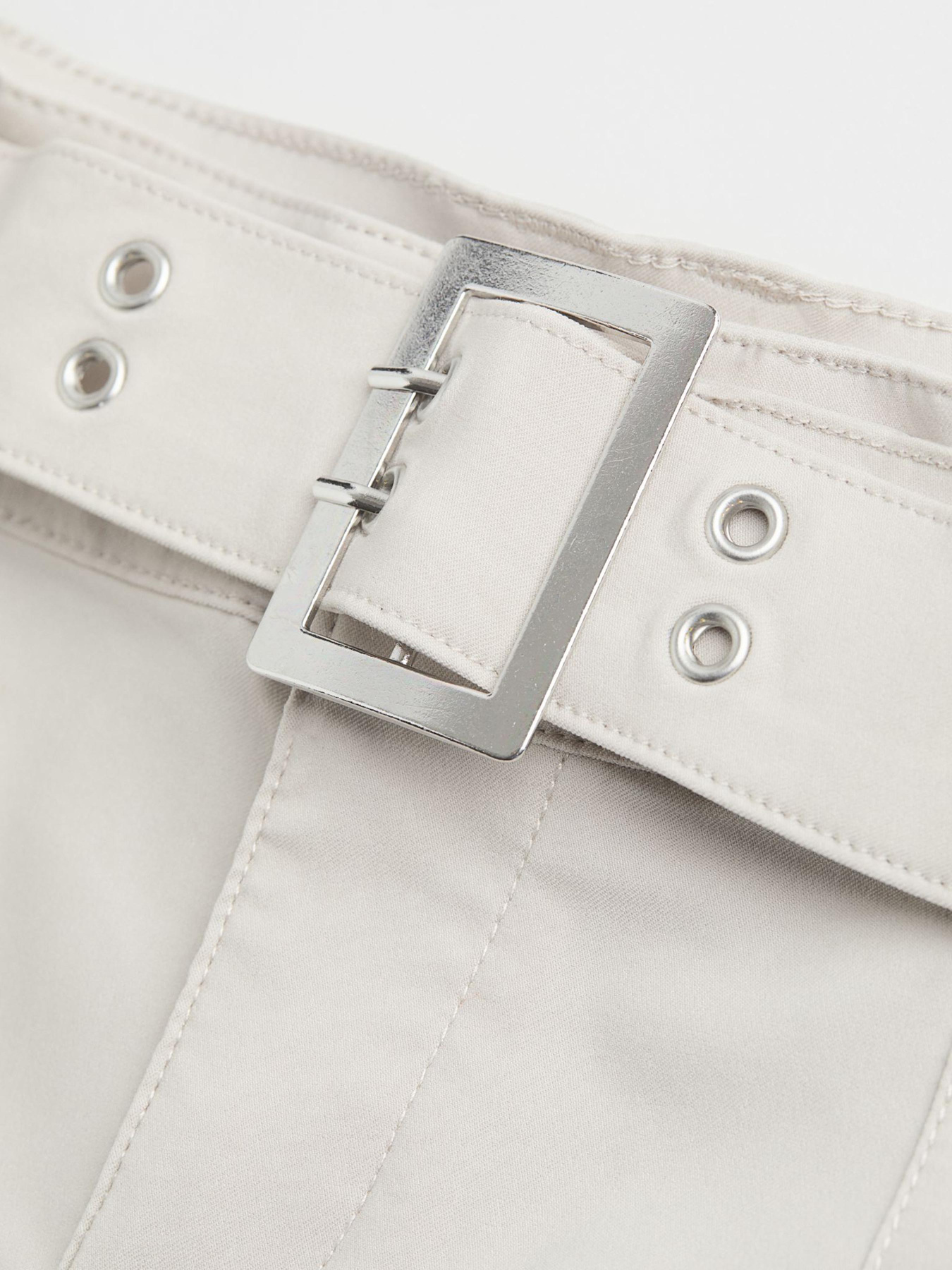 Повсякденні шорти H&M модель 10472365wer_Светло-серый Фото