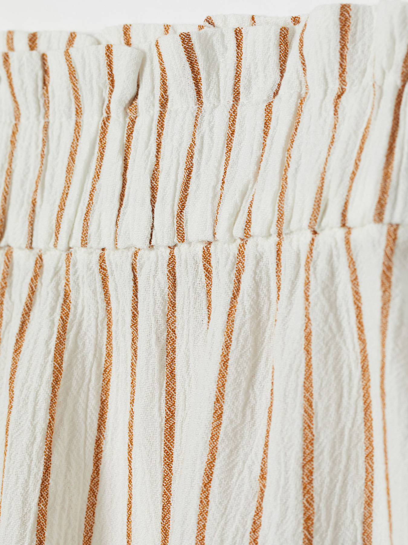 Шорты H&M модель 7204739wer_Молочный Фото