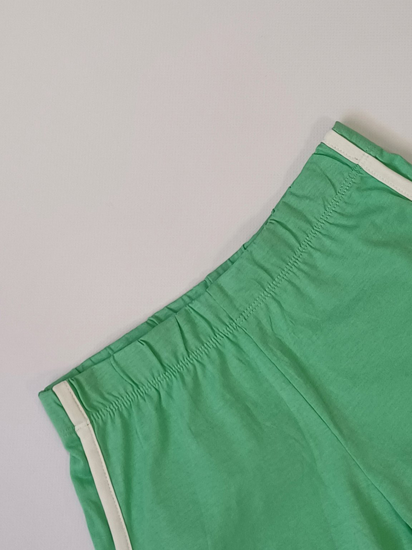 Шорти H&M модель 10755005kwer_Зеленый Фото