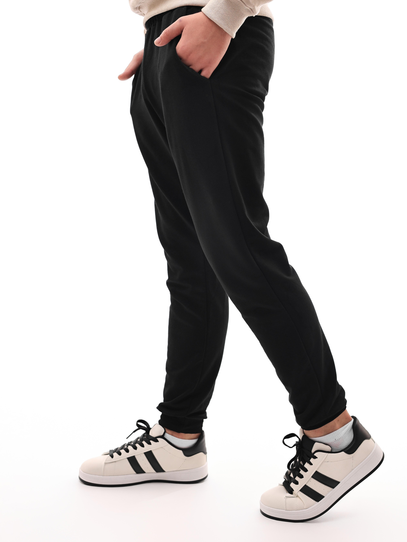 Спортивні штани LUMO модель 703431 Фото