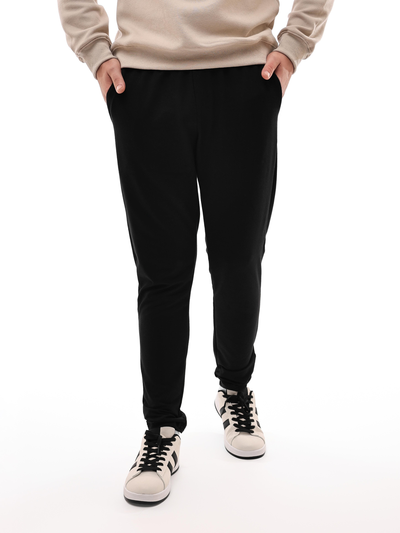 Штани спортивні чоловічі Чорний LUMO модель 703432 Фото