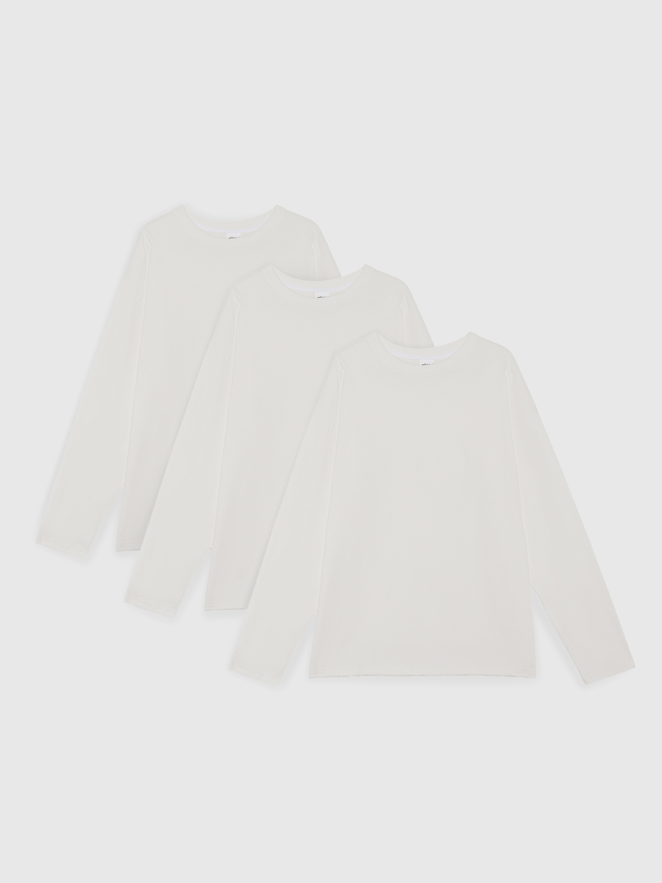 Набір лонгслівів Ейсік Оверсайз модель LonhslivMolochnyinabir Фото