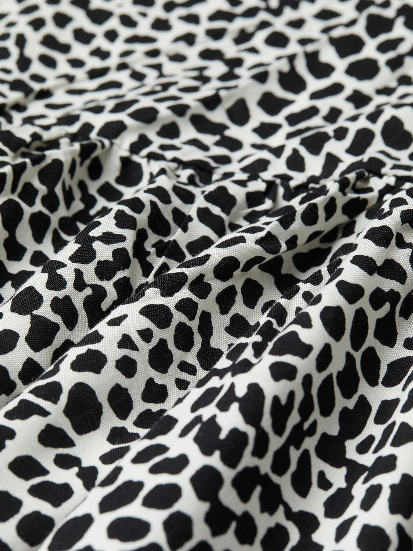 Платье мини H&M модель 9154532wer_Бело-черный Платье мини H&M модель 9154532wer_Бело-черный Фото