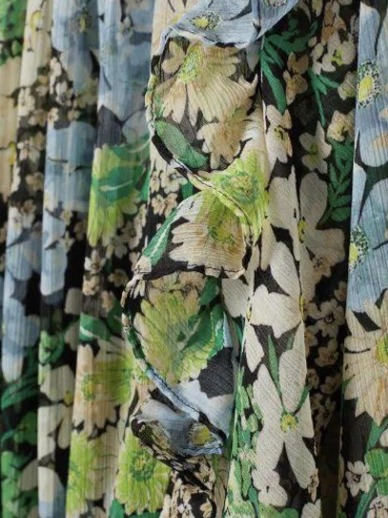 Платье мини H&M модель 8309531wer_Комбинированный Фото