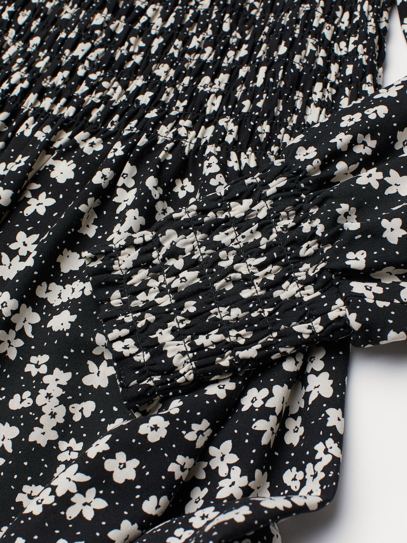 Сукня міді H&M модель 8618471wer_Черно-белый Фото