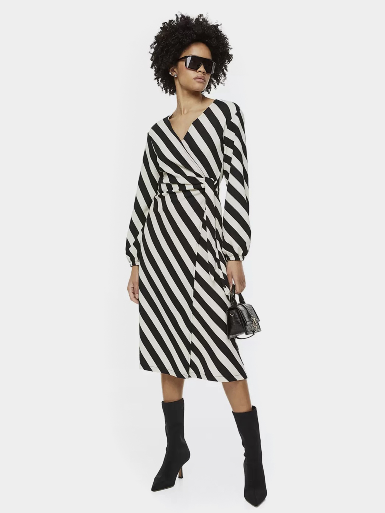 Платье миди H&M модель 1155349wer_Черно-белый Фото