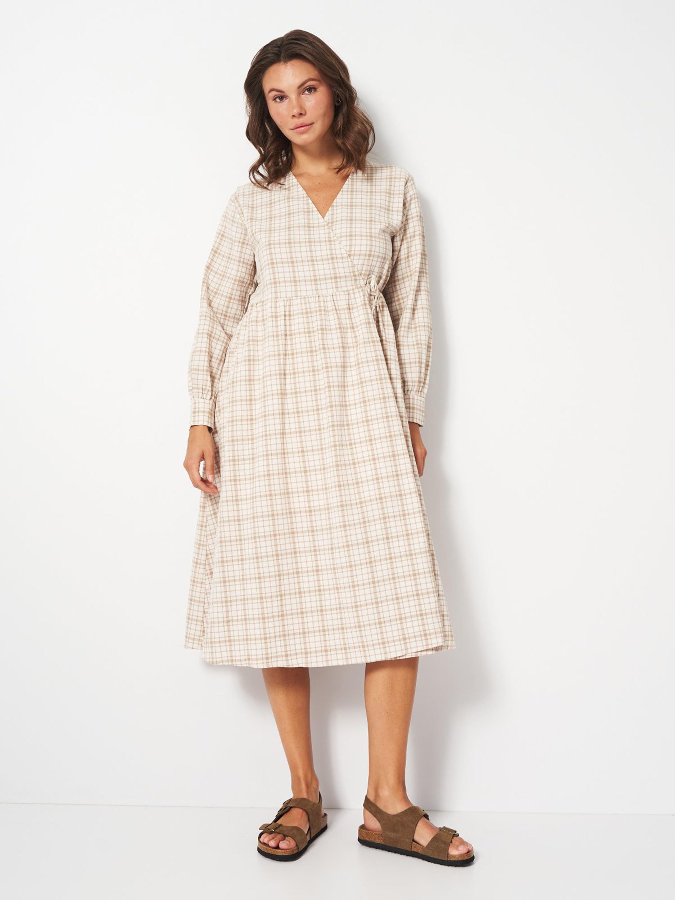 Платье миди H&M модель 10677965wer_Бежево-белый Платье миди H&M модель 10677965wer_Бежево-белый Фото