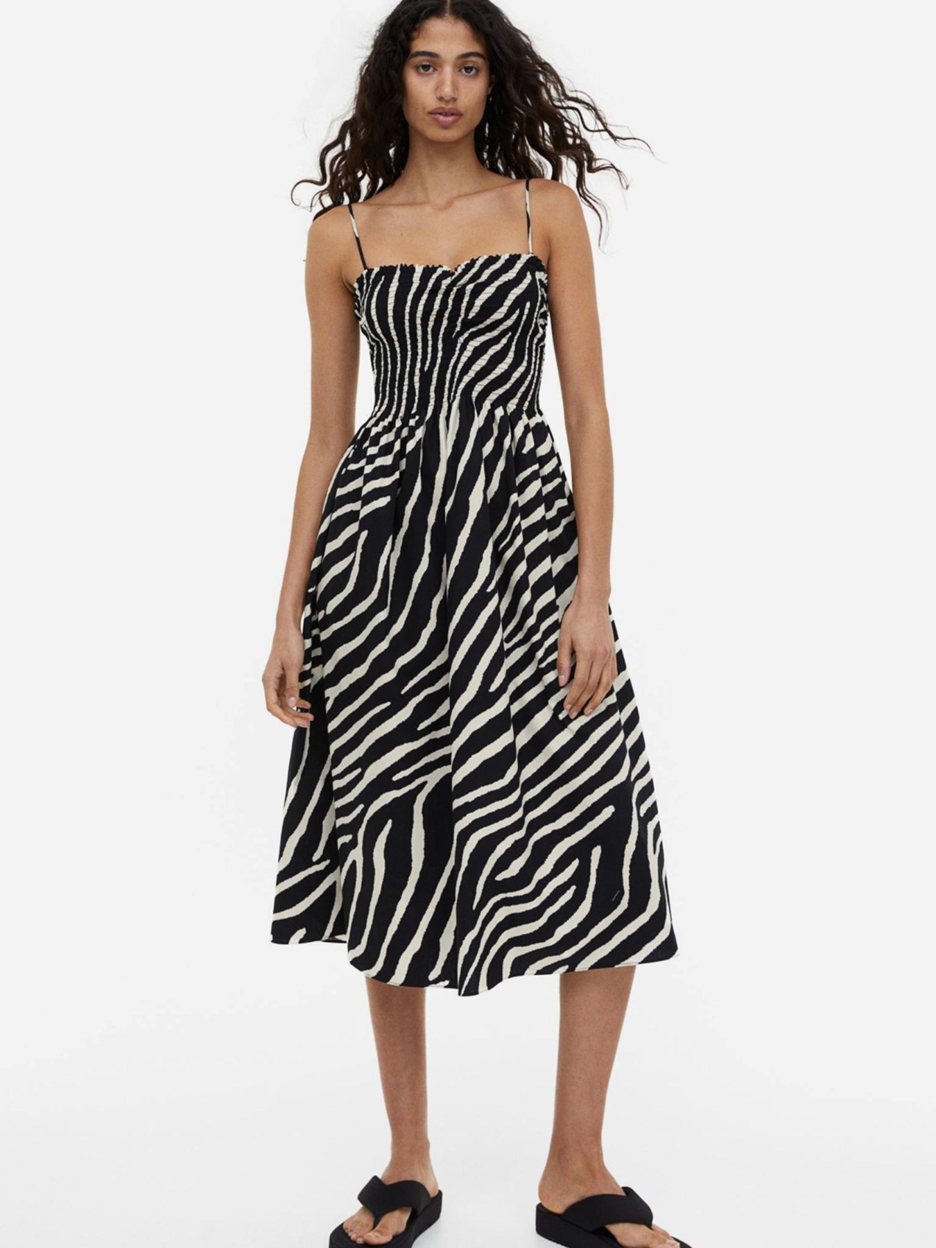 Сарафан H&M модель 1163482wer_Черно-белый Фото