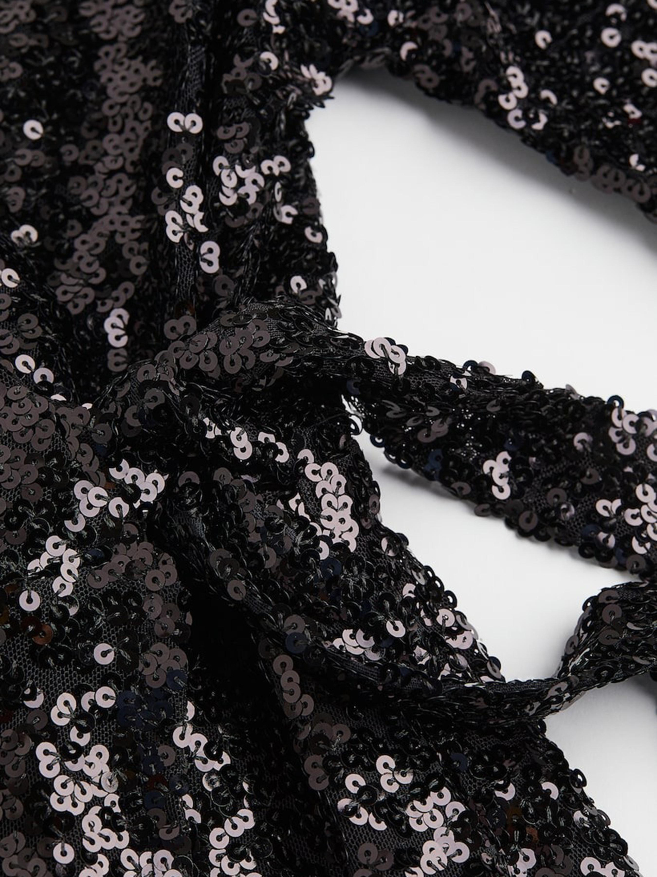 Платье миди H&M модель 1122986wer_Черный Фото