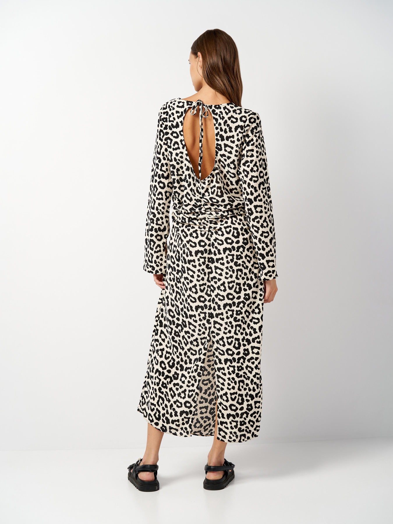 Платье макси H&M модель 1110463ral_Бело-черный Фото