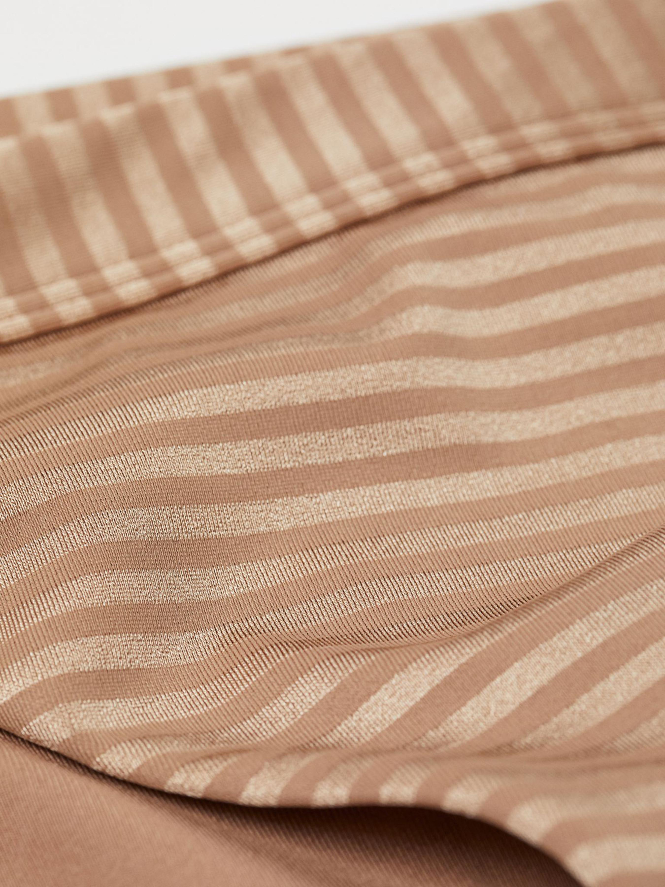 Нижняя часть купальника H&M модель 8104191dm_темно-бежевый Фото