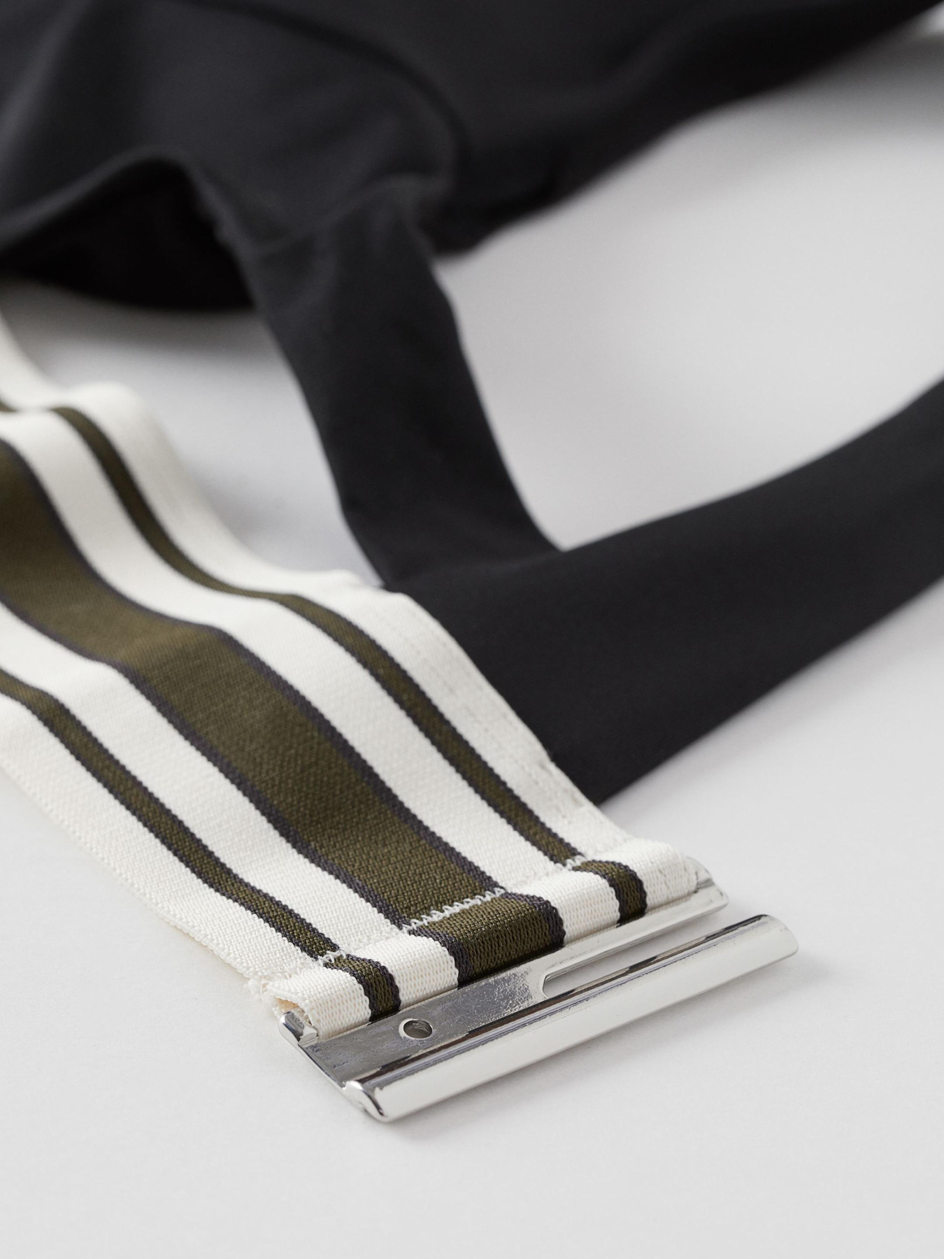 Верхня частина купальника H&M модель 6890059RP6_Черный Фото