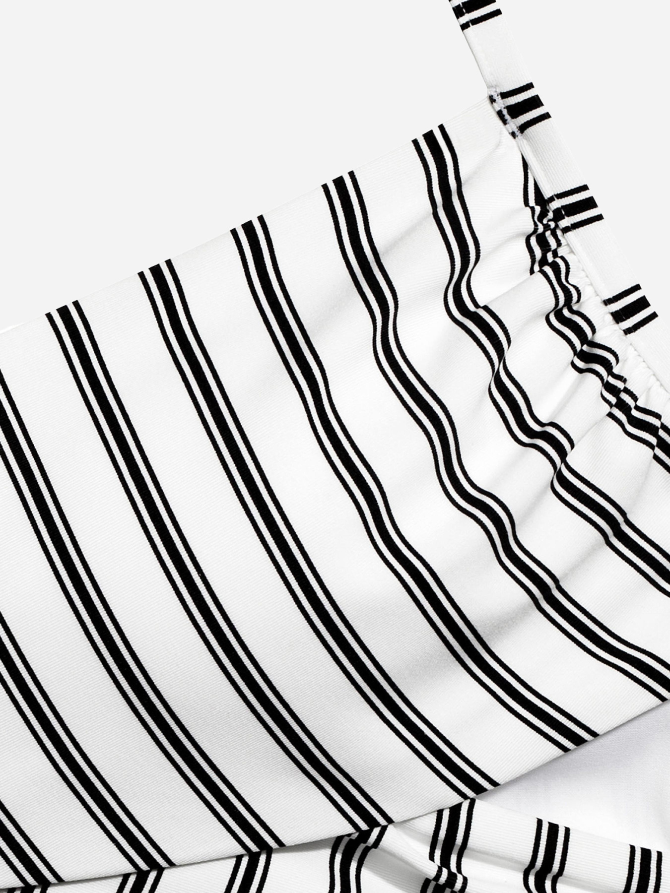 Верхняя часть купальника H&M модель 2052255Wlog_Белый Фото