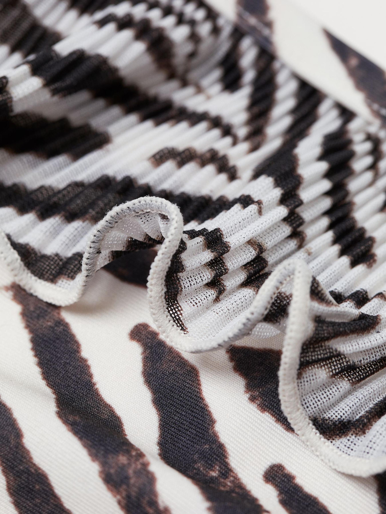 Нижняя часть купальника H&M модель 7673980bar_Светло-бежевый Фото