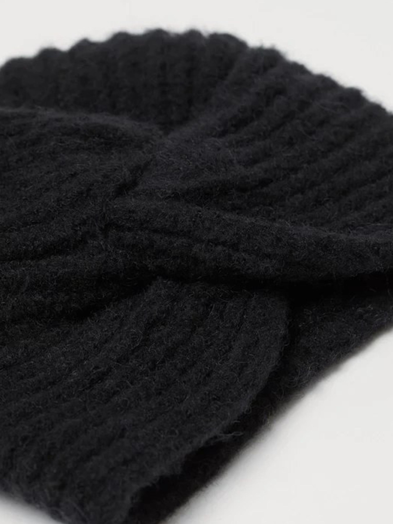 Шапка H&M модель 7834930wer_Черный Фото