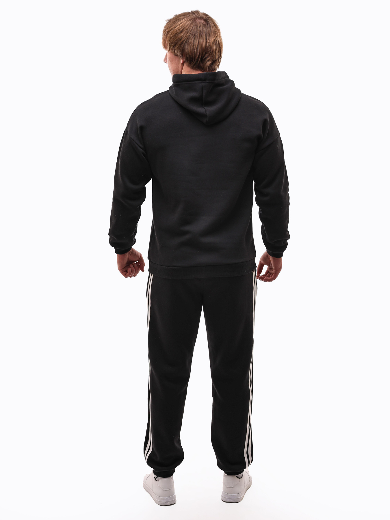 Спортивный костюм LUMO модель 704489 Спортивный костюм LUMO модель 704489 Фото