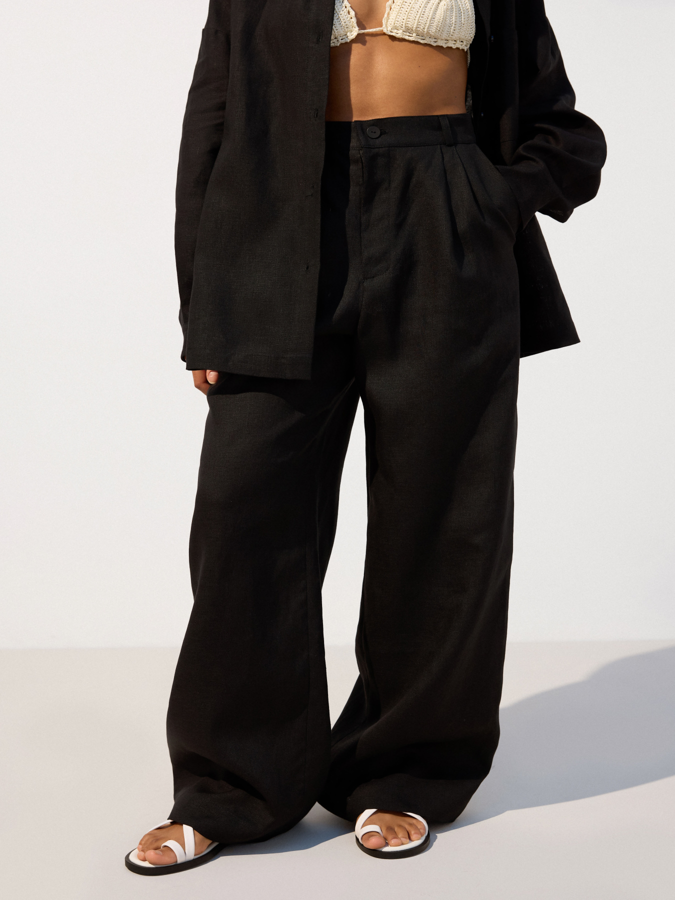 Штани ESTRO 27357-6-4301, колір чорний модель 27357-6-4301 Фото