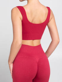 Giulia Бесшовный топ в рубчик на широких бретелях TOP RIB модель UP-00000410 Фото