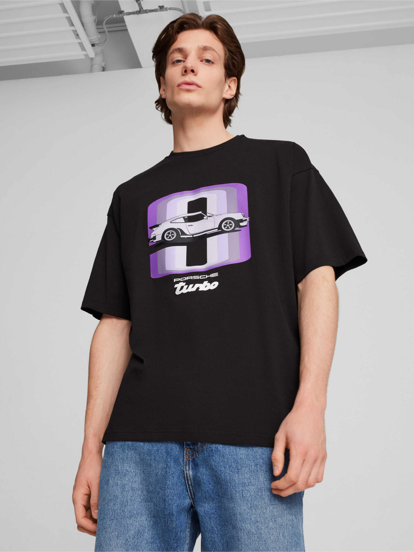 Футболка PUMA Pl 911 Graphic Tee модель 626379 Футболка PUMA Pl 911 Graphic Tee модель 626379 Фото