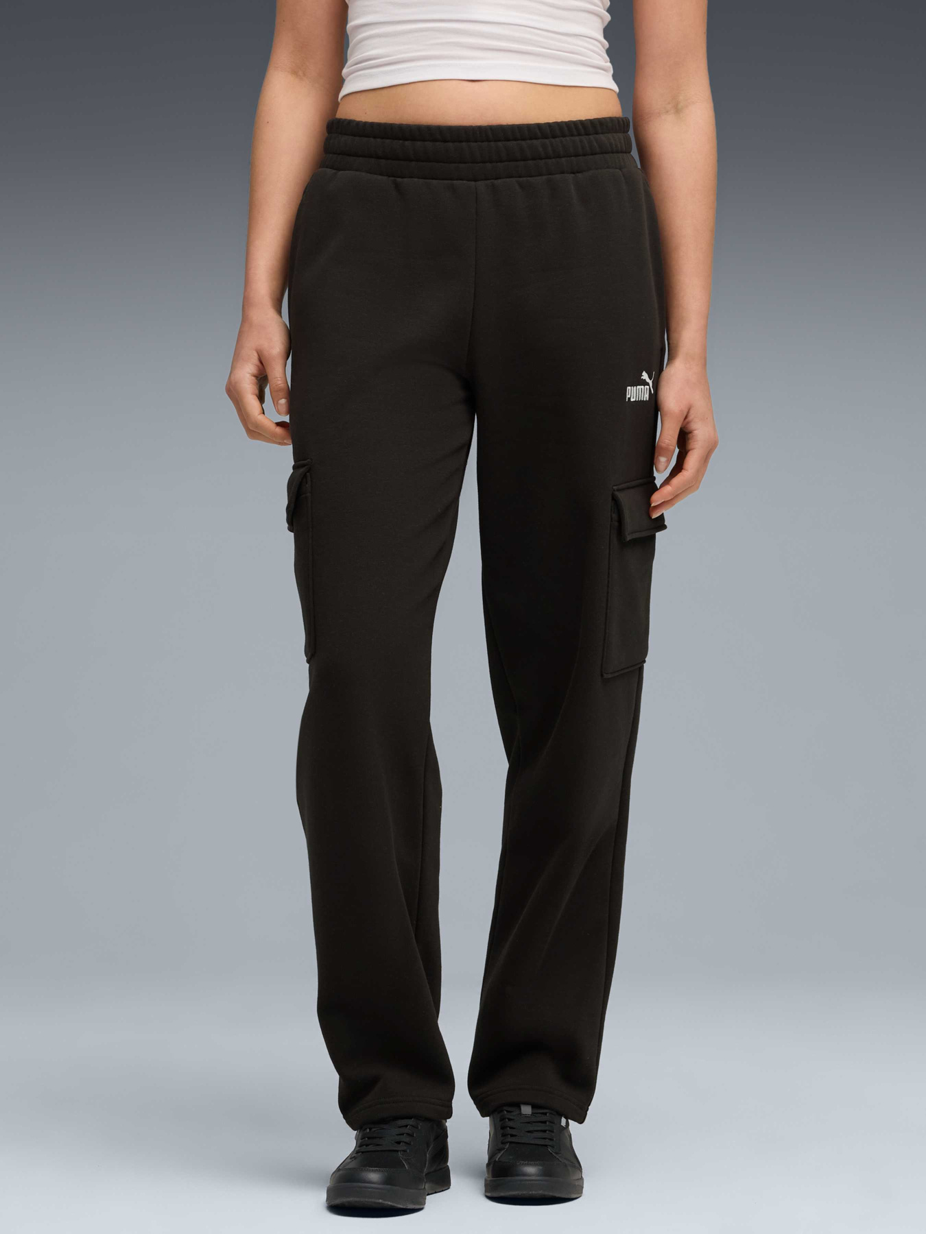 Штани спортивні PUMA Ess Comfort Cargo Pant Fl модель 690703 Фото