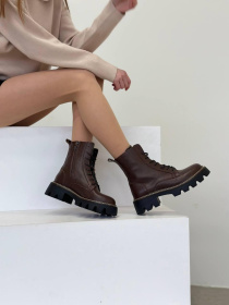 Кожаные ботинки шоколадного оттенка на овчине (518) модель P_140827-S38_167831 Фото