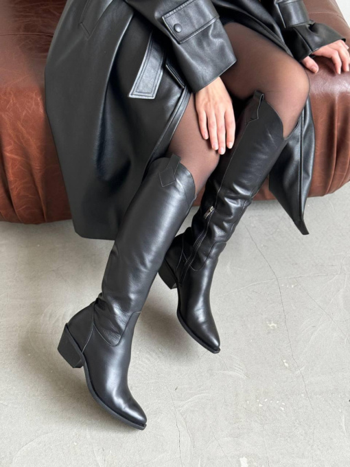 Женские кожаные казаки Черные на басне (529) модель P_1098-S36_1098 Фото