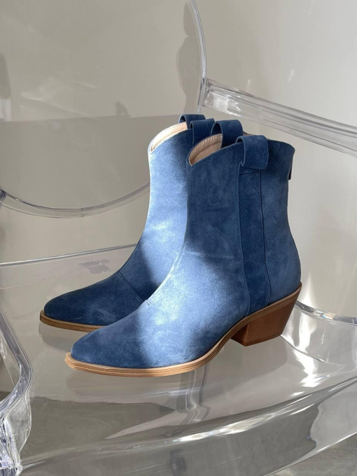 Женские замшевые казаки цвета джинс с кожаной подкладкой (597) модель P_149721-S37_149721 Фото