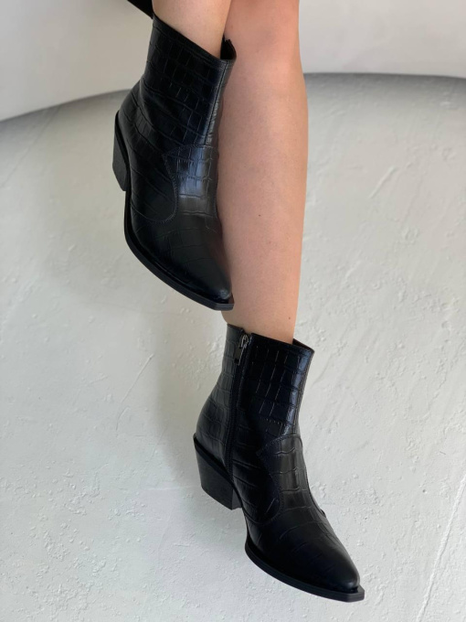 Женские казаки «Black Croco» короткие кожаные с кожаным подкладом (599) модель P_134161-S37_144047 Фото