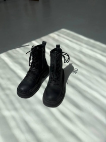 Женские черные берцы из матовой натуральной кожи с байковой подкладкой (518) модель P_199436-S39_199436 Фото