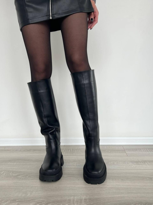 Шкіряні чоботи-труби чорного кольору з байковою підкладкою (519) модель P_163260-S36_163260 Фото